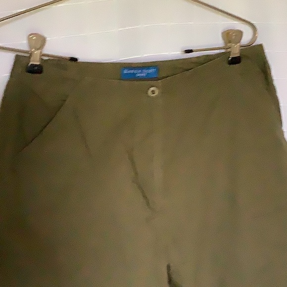 Karen Scott sport size 10 capris - Picture 2 of 7